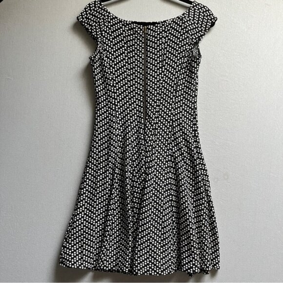Laura Petite Elegant Black and White Polka Dot Dress Sz 8P - Picture 2 of 8